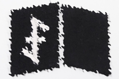 Waffen-SS "Nederland" EM collar tabs