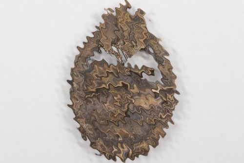 Tank Assault Badge in bronze - hollow