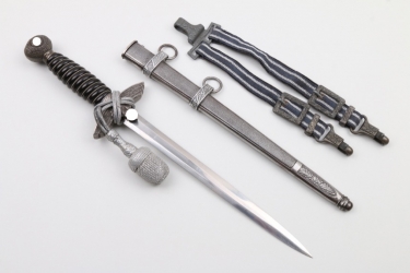 Luftwaffe M37 officer's dagger with black handle 