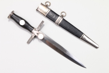 Third Reich RLB leader's dagger