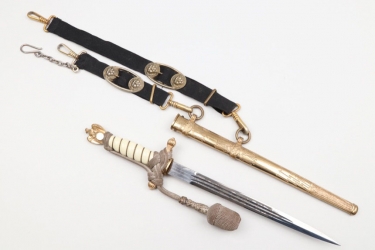 Kriegsmarine officer's dagger with hangers - Eickhorn