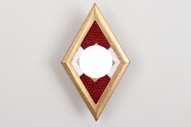 HJ membership badge in gold