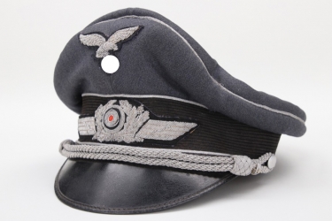 Luftwaffe officer's visor cap