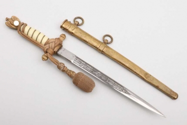 Kriegsmarine officer's dagger with portepee - Eickhorn