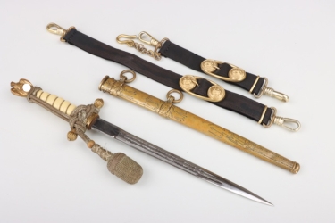 Kriegsmarine officer's dagger with hangers & portpee - Eickhorn