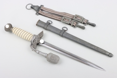 M37 Luftwaffe officer's dagger with portepee & hangers - Höller