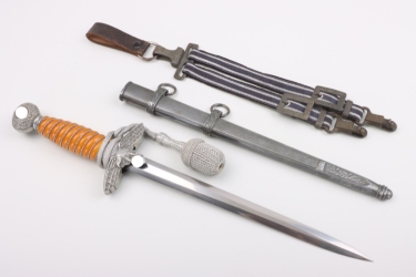 M37 Luftwaffe officer's dagger with portepee & hangers - Eickhorn