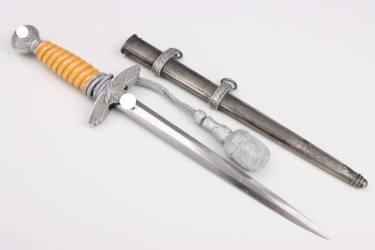 M37 Luftwaffe officer's dagger with portepee - Schüttelhofer