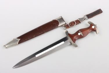 Early M33 SA Service Dagger "P" with hanger & belt loop - Tillmanns