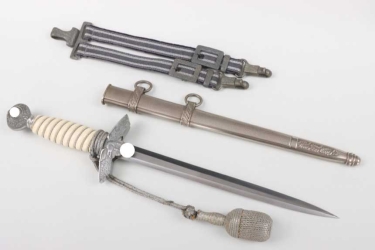 M37 Luftwaffe officer's dagger with portepee & hangers - Höller