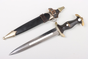 M33 SS Service Dagger with vertical dagger hanger - 534/38