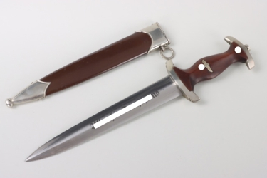 Early M33 SA Service Dagger "Wm" - C. Lindner