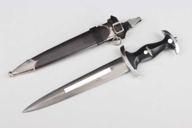 M33 SS Service Dagger with vertical hanger - 1053/38