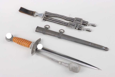 M37 Luftwaffe officer's dagger with hangers and portepee - Eickhorn