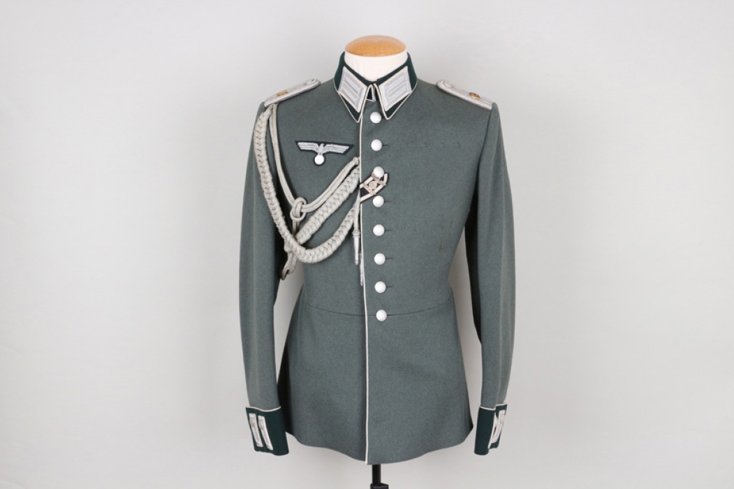 Inf.Rgt.19 Heer parade tunic to Lt. Schöll 