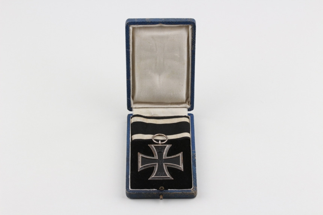 1914 Iron Cross 2nd Class CD 800 in blue case