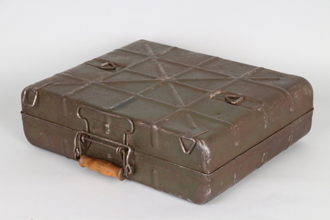 Wehrmacht stick grenade container