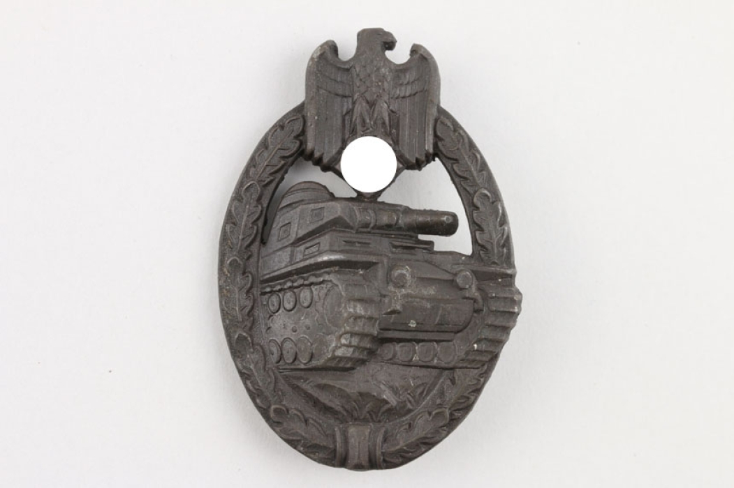 Tank Assault Badge in bronze 