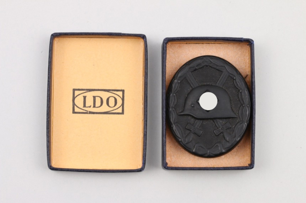 Wound Badge in black in L/54 LDO case