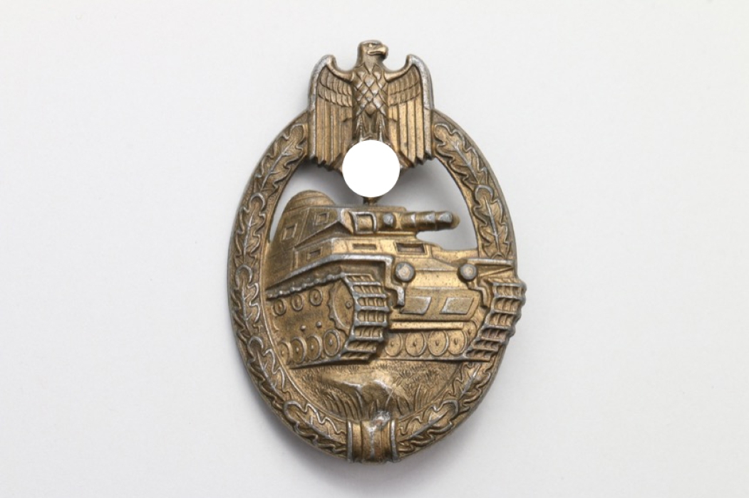 Tank Assault Badge in bronze