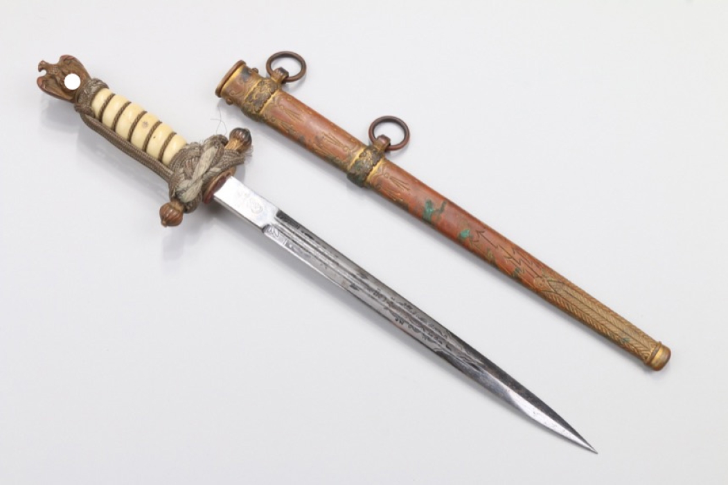 Kriegsmarine officer's dagger (named) - WKC