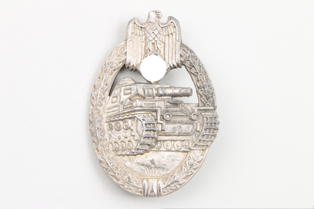 Tank Assault Badge in silver