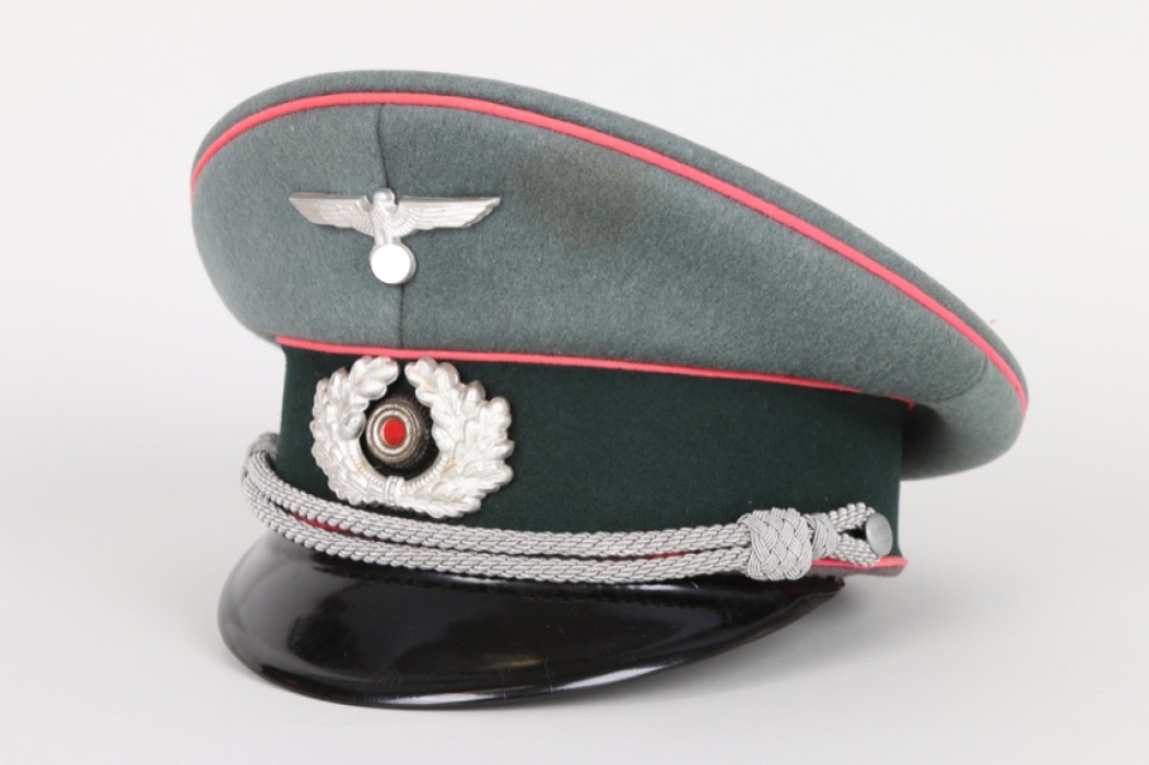 Heer Panzer officer's visor cap