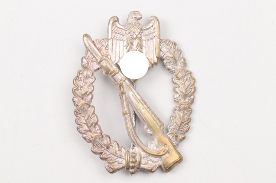 Infantry Assault Badge in silver - tombak (hollow)