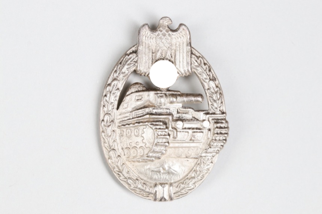 Tank Assault Badge in silver - tombak