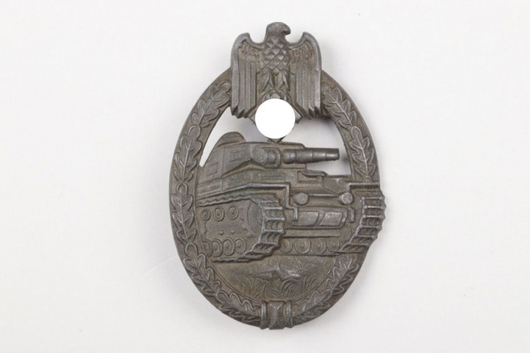 Tank Assault Badge in bronze - hollow