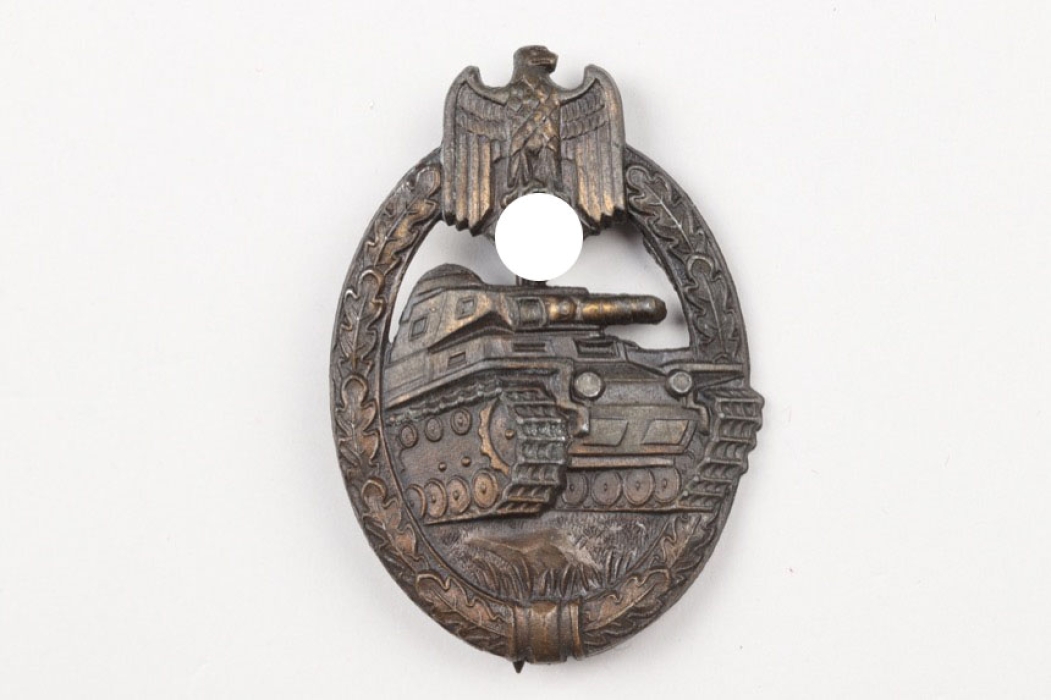 Tank Assault Badge in bronze