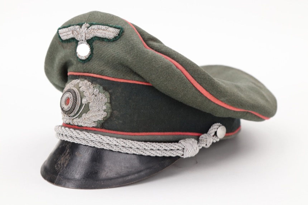 Heer Panzer officer's visor cap