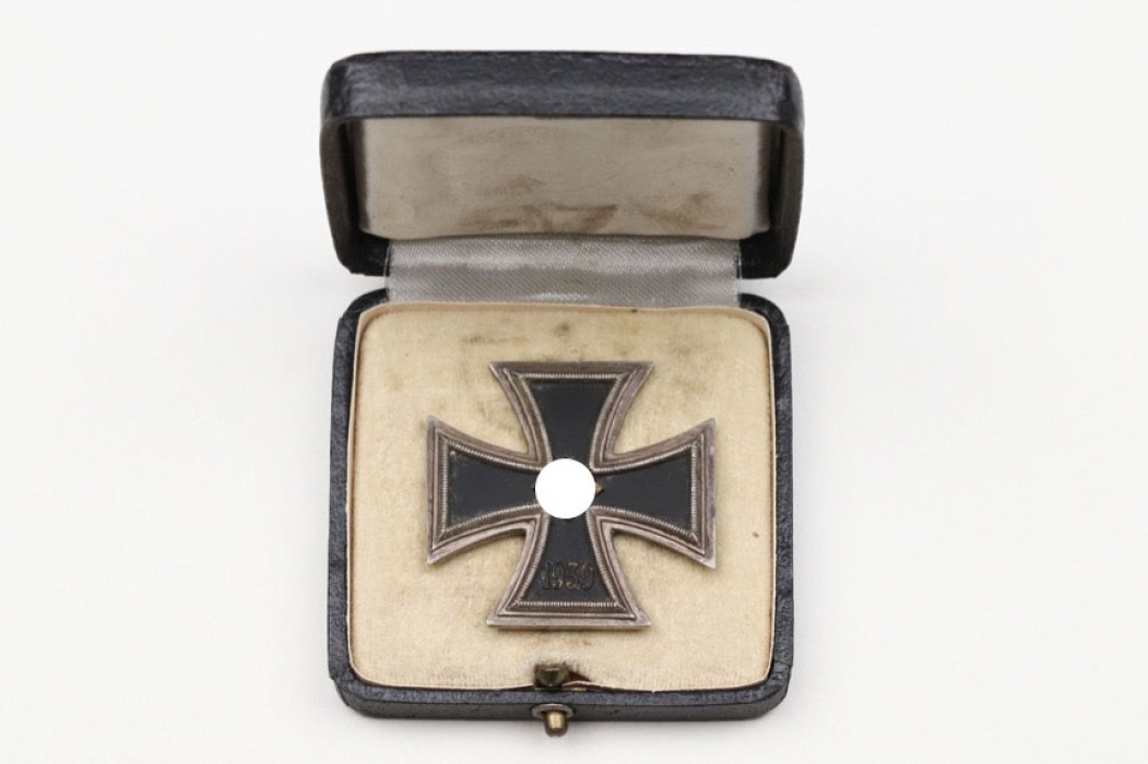 1939 Iron Cross 1st Class in case - brass core