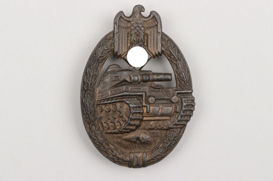 Tank Assault Badge in bronze