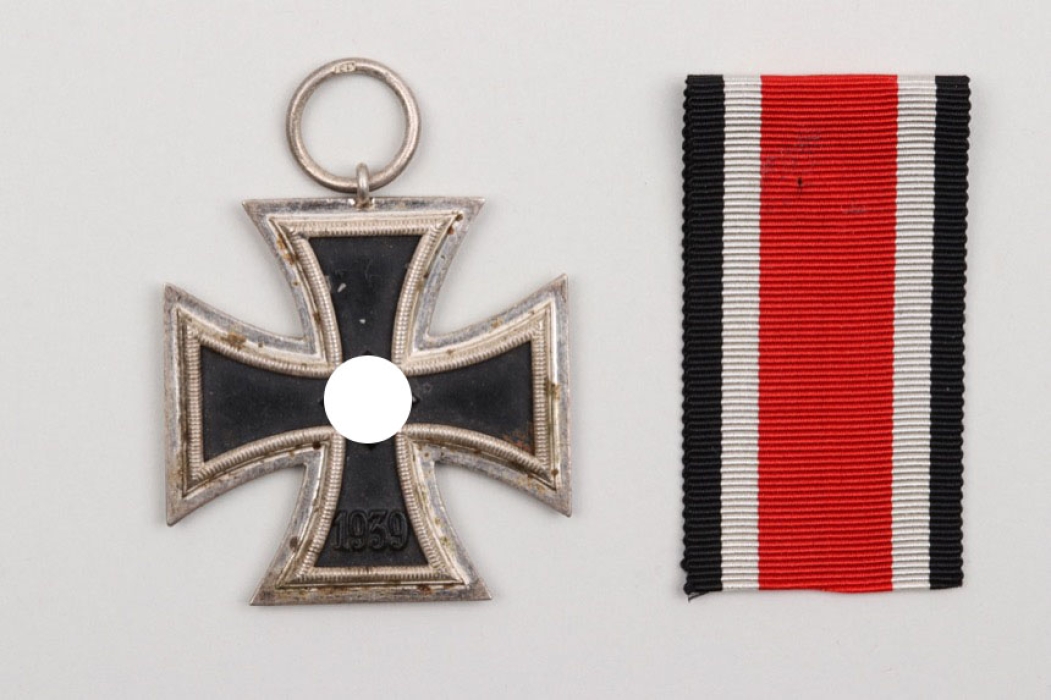 1939 Iron Cross 2nd Class - 13