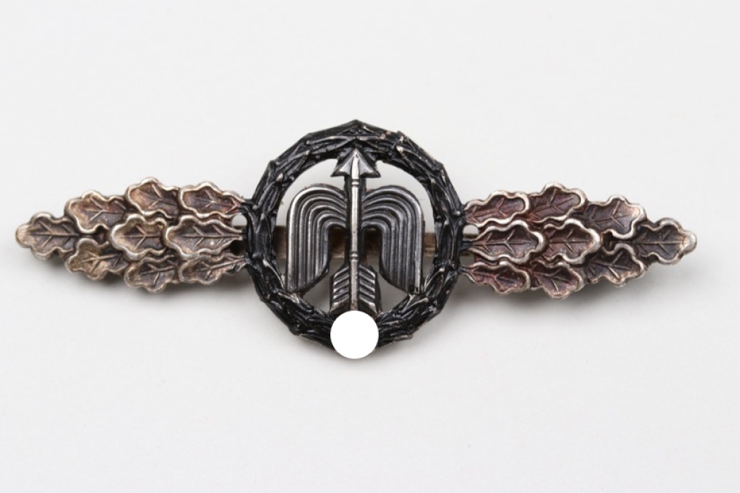 Squadron Clasp for Nachtjäger in silver