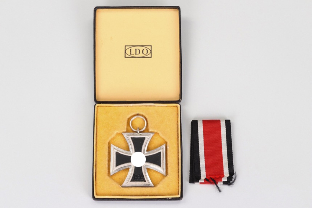 1939 Iron Cross 2nd Class (120) in LDO case