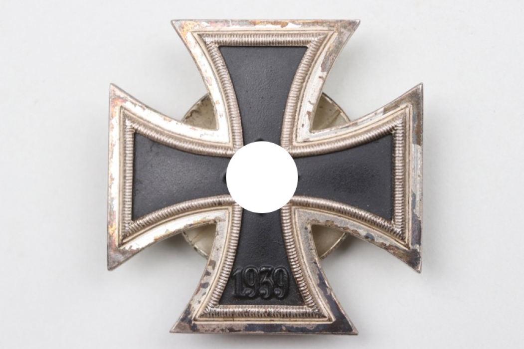 1939 Iron Cross 1st Class on screw-back - L55