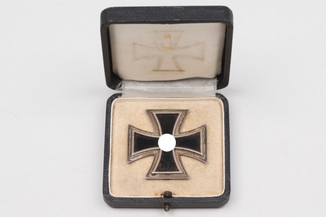 1939 Iron Cross 1st Class in case - 26