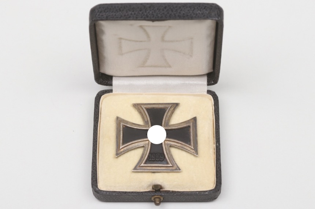 1939 Iron Cross 1st Class in case - L/13