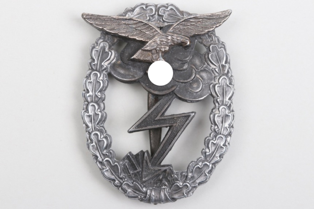 Luftwaffe Ground Assault Badge - RK