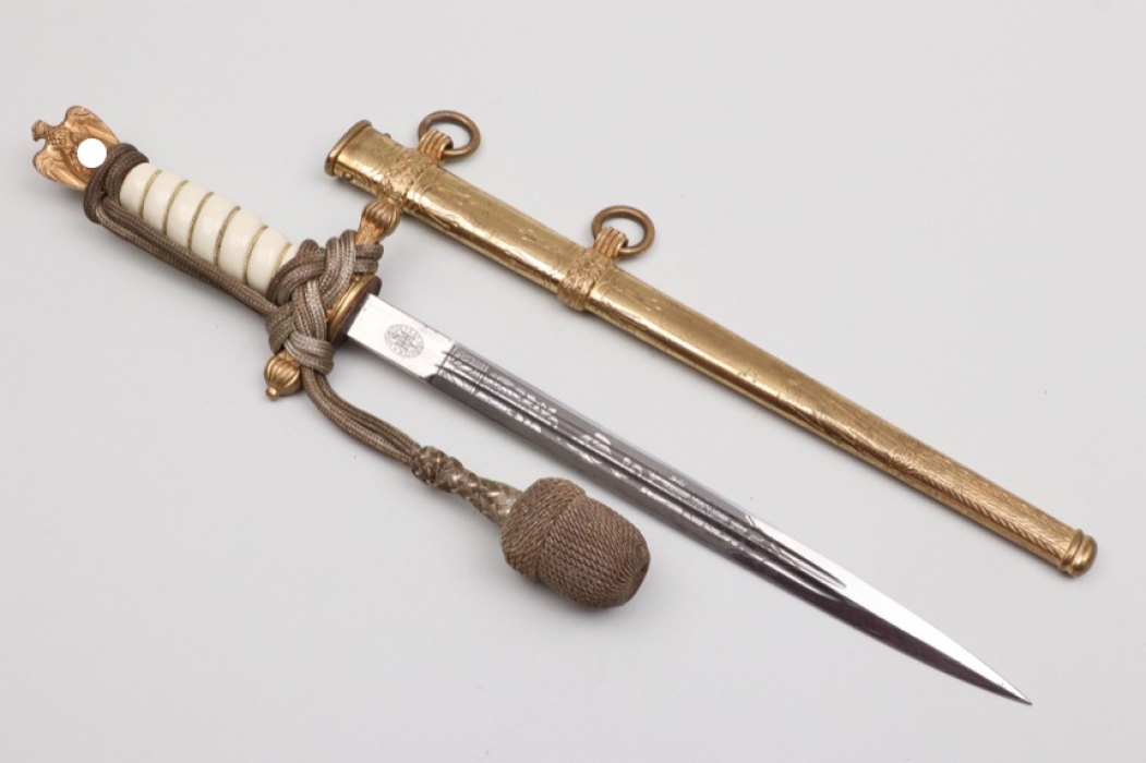 Kriegsmarine officer's dagger with portepee - Hörster