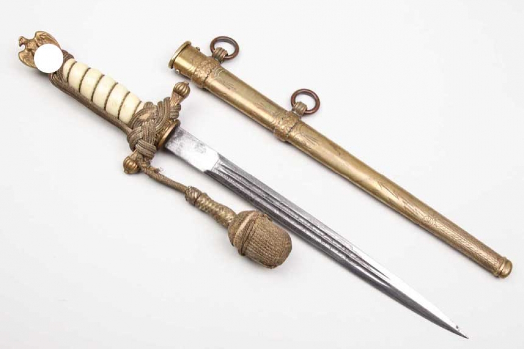 Kriegsmarine officer's dagger with portepee - Eickhorn