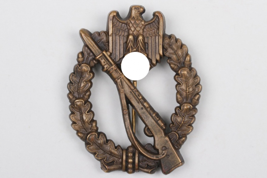 Infantry Assault Badge in bronze - tombak