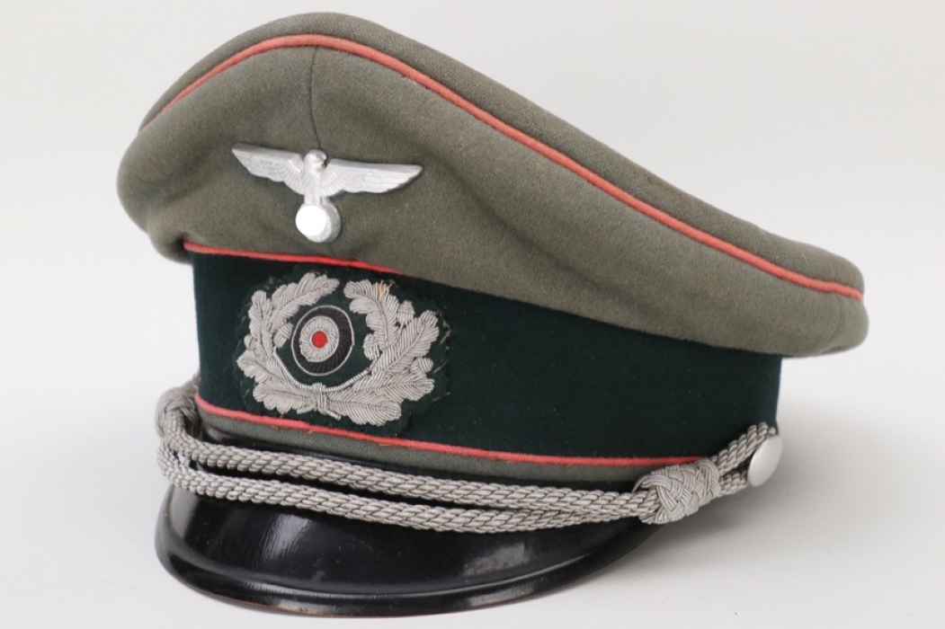 Heer Panzer officer's visor cap