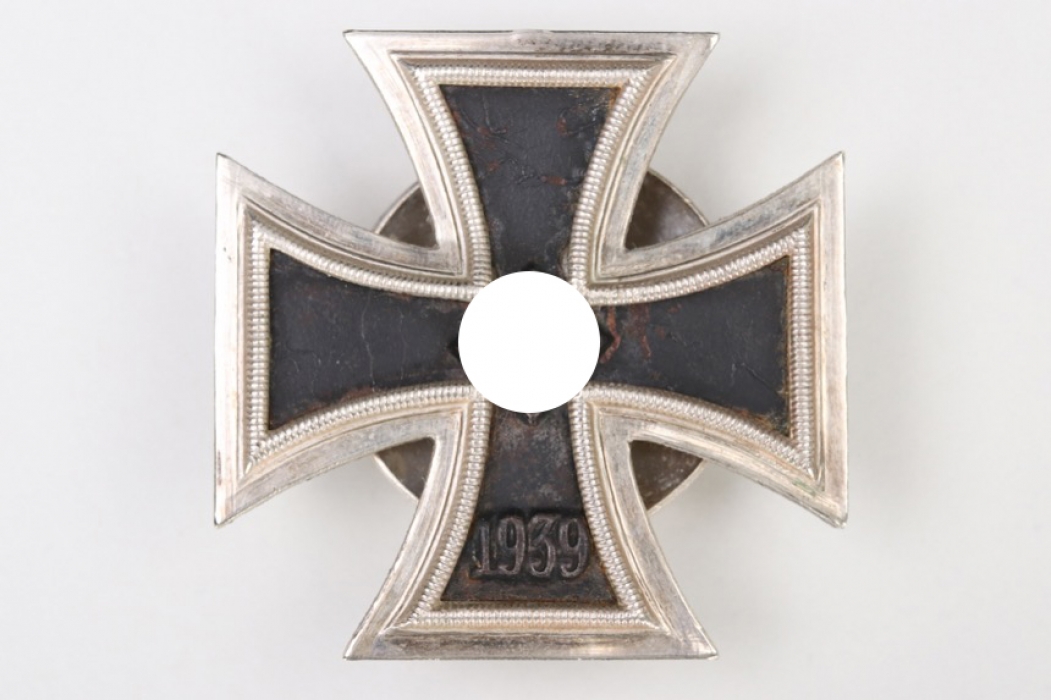 1939 Iron Cross 1st Class on screw-back - L/13