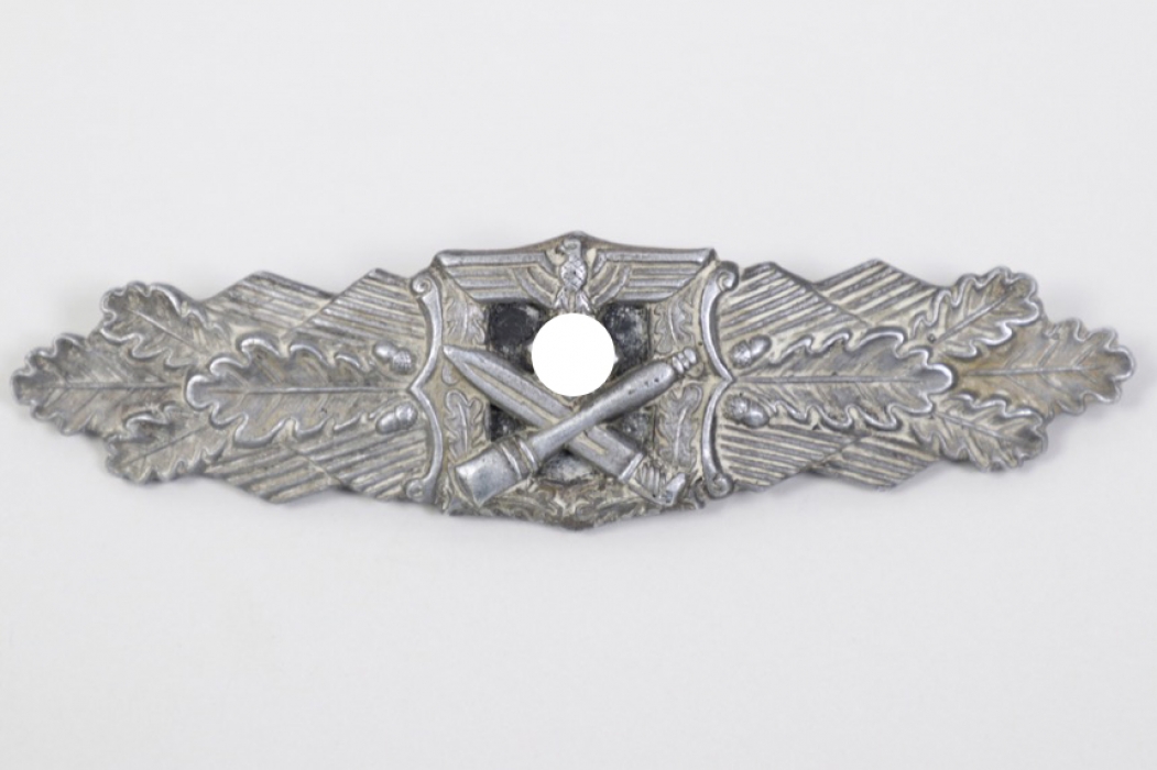 Close Combat Clasp in silver