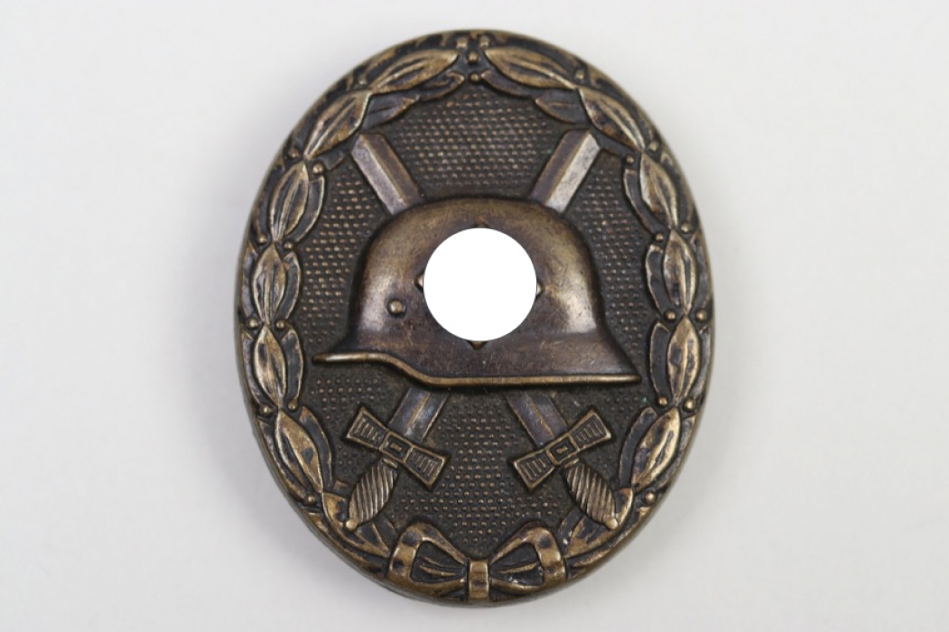 Wound Badge in Black - Carl Poellath