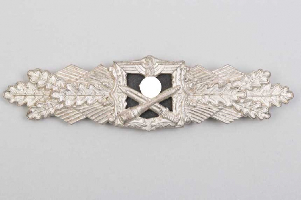 Close Combat Clasp in silver - A.G.M. u. K.