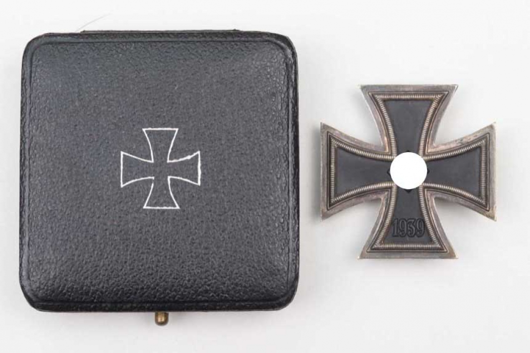 1939 Iron Cross 1st Class "L/19" in case - braas core